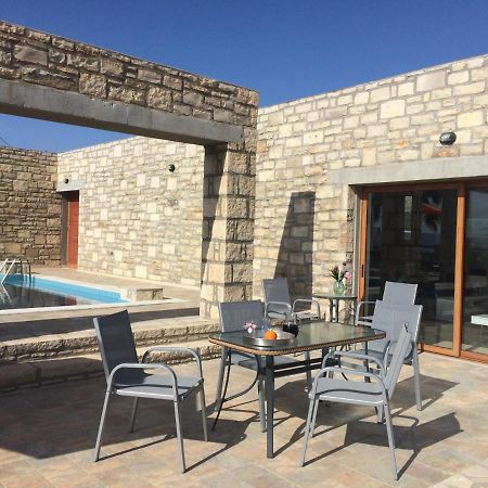 Villa Ypsilon Karoti  Экстерьер фото