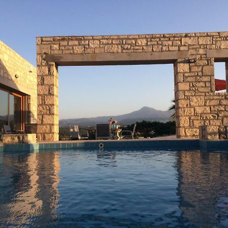 Villa Ypsilon Karoti  Экстерьер фото