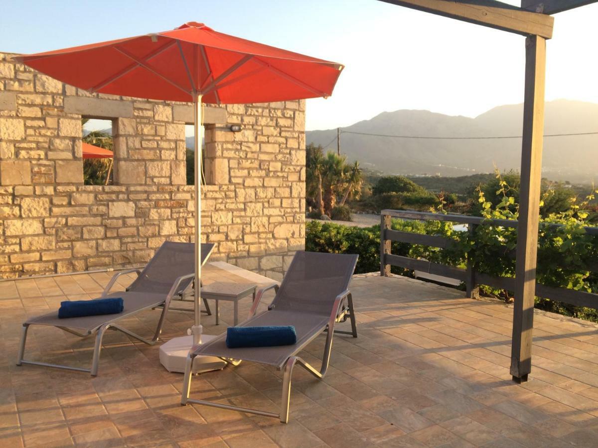Villa Ypsilon Karoti  Экстерьер фото