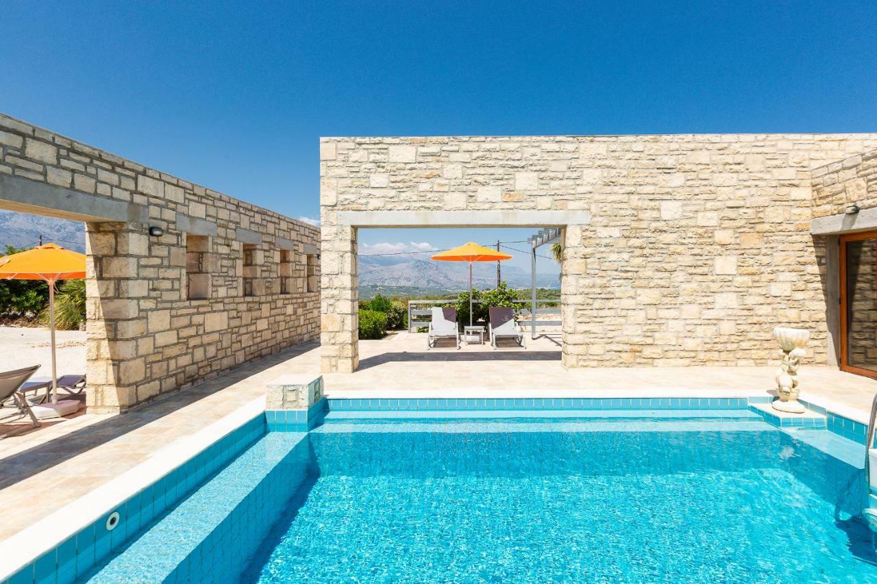 Villa Ypsilon Karoti  Экстерьер фото