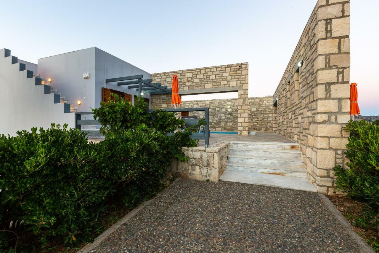 Villa Ypsilon Karoti  Экстерьер фото