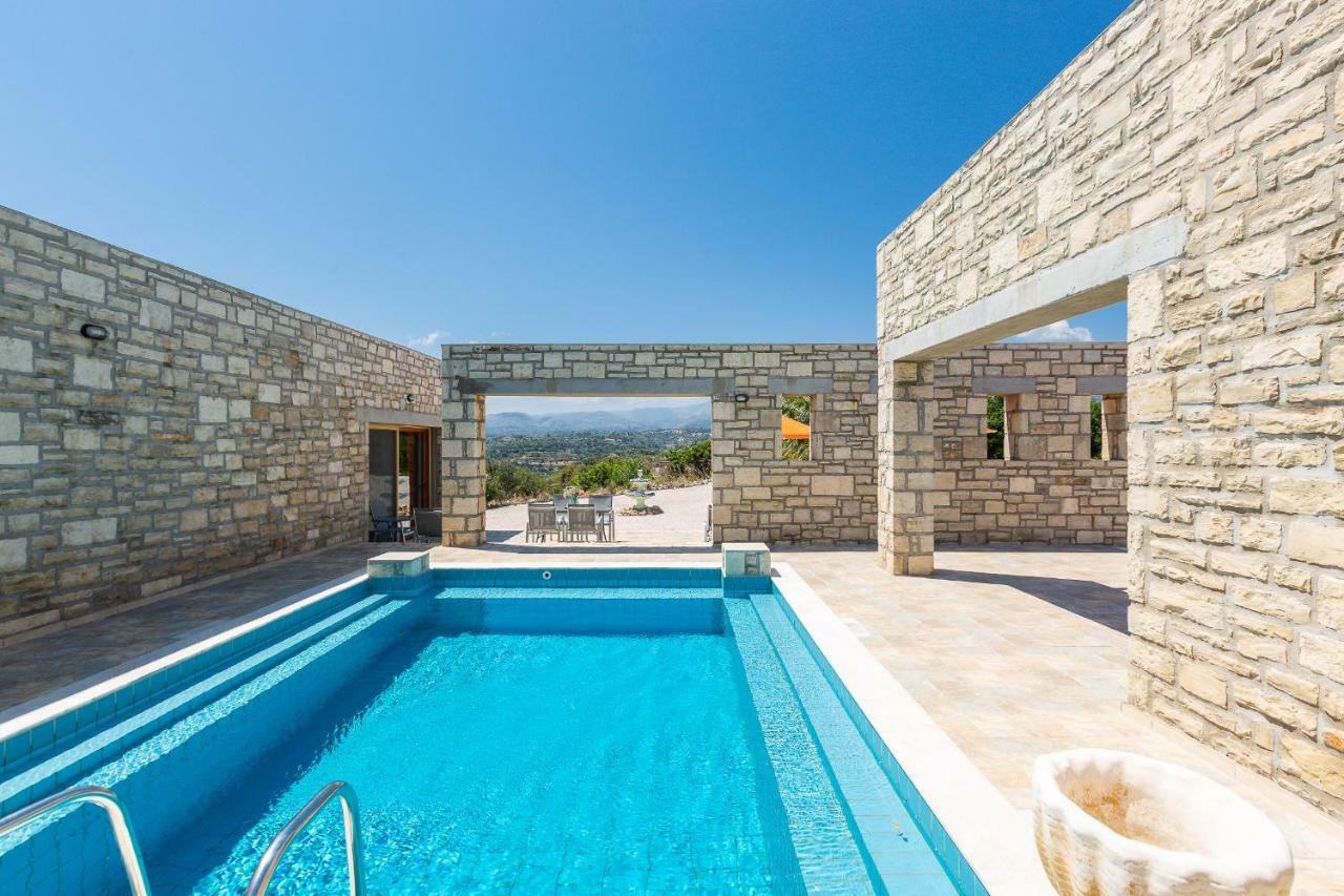 Villa Ypsilon Karoti  Экстерьер фото