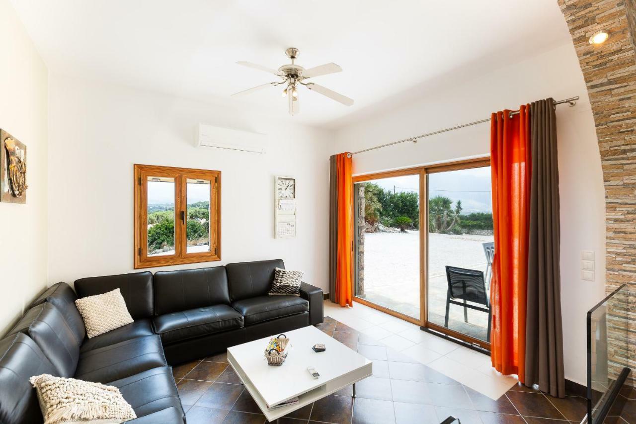 Villa Ypsilon Karoti  Экстерьер фото